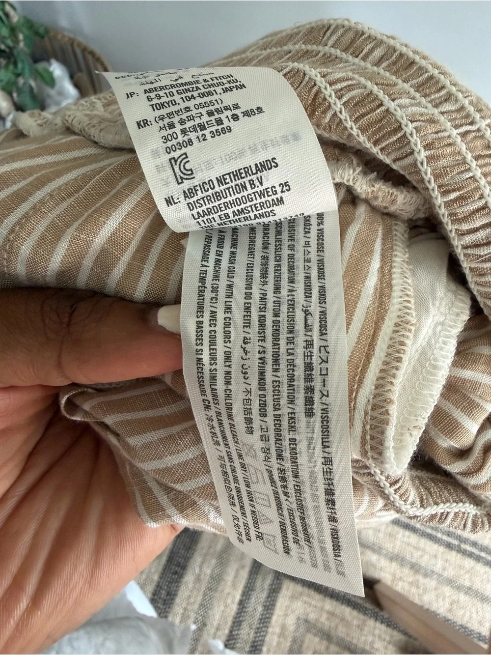 Abercrombie & Fitch Beige Sleeveless Smocked-Waist Jumpsuit - Picture 5 of 5